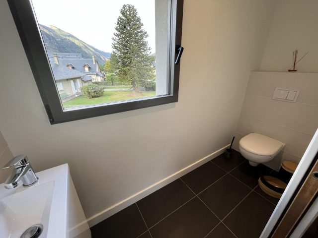 31G101714-678ec662eaa14e498cabfa6914fdd4c8