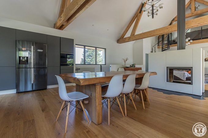 31G101714-6f2a86476a234de2b514db09031fd9f8