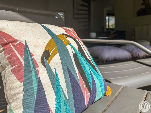 31G101714-8e78cc0c8e1e441eaa94bd52edfeef62