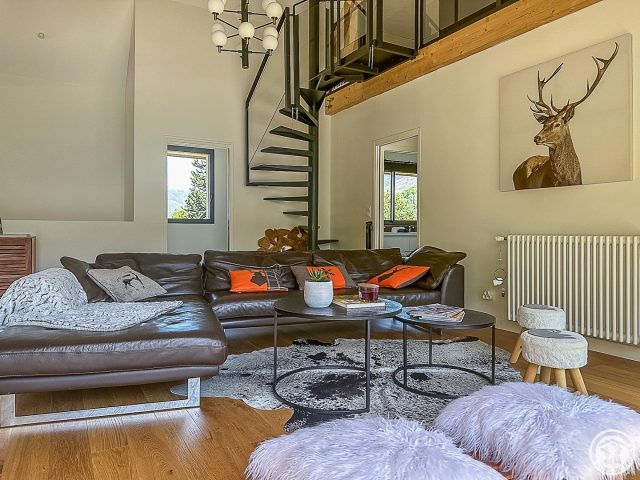 31G101714-970be3c9e27c42539b41cbcd3852c3c9