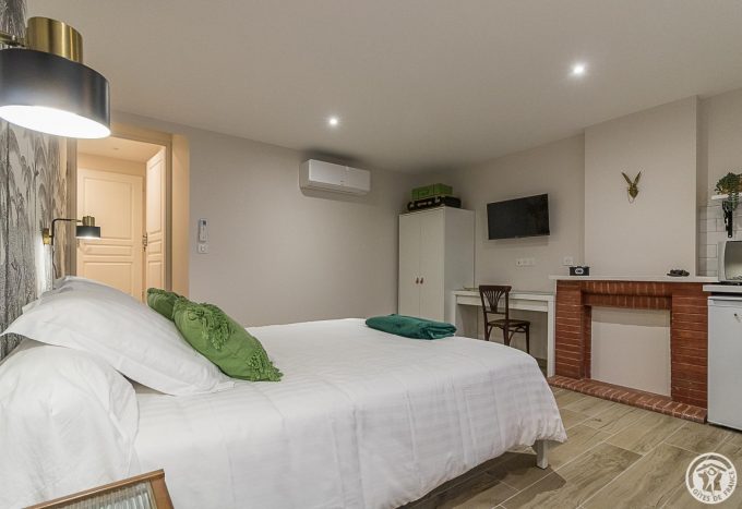 31G101725-16a34a2370a041ca873142a8ab201370