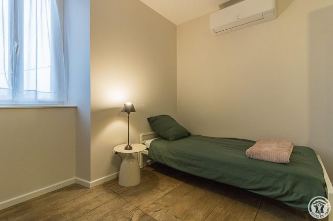 31G101725-aab76148f60c496b983a2d87fa484986