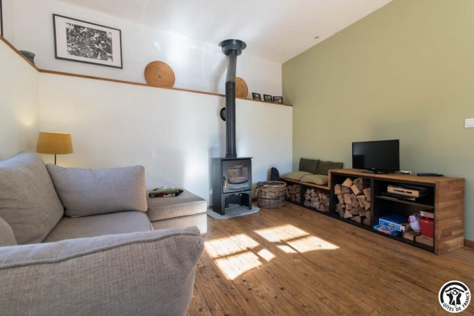 31G101740-58720df5d9b04b79ae5b3a1393809b5c