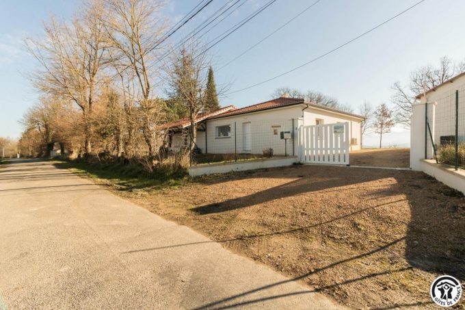 31G101741-186ce3a71ce94e6f9a96d5cfb766fd90