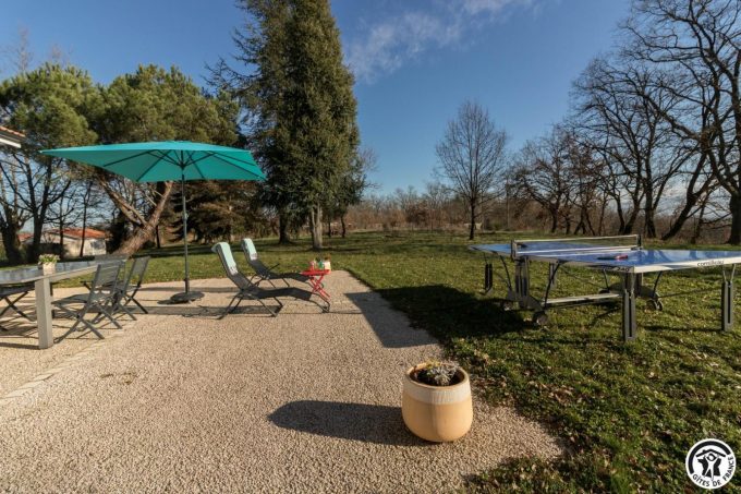 31G101741-1a63521672554c6d9f9d61e15c5e3568