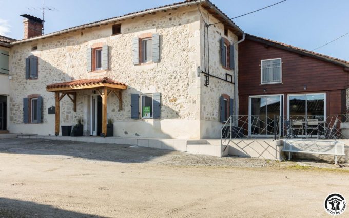 31G101745-04a26e8d1b76412a8563182aabd613f4