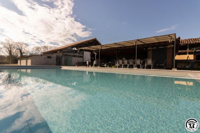 31G101745-134ab5e517c04bd0a9bbfe8a935987a5