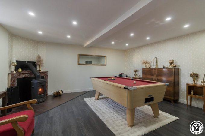 31G101745-817865bbbe8f4e1d819cc7393a076fdf