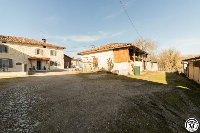 31G101745-8c8bd3f6da7148d488b239a2b1e58648