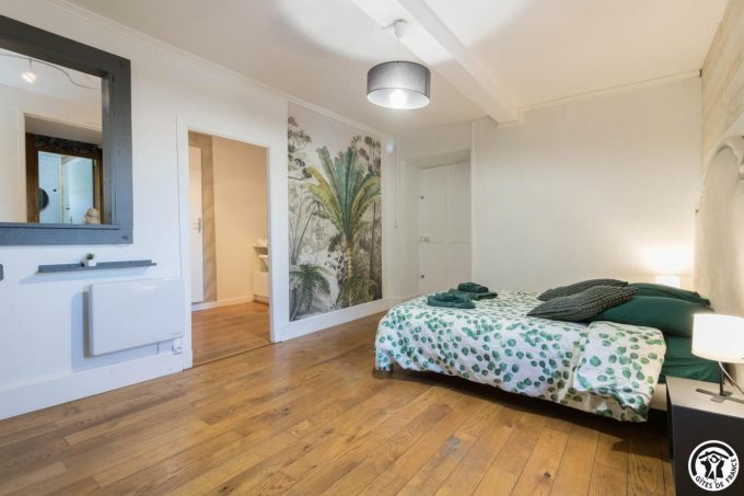 31G101745-a8e5ecbf8107426998ffe19e57b5e42a