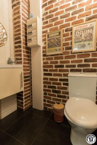 31G101745-b4b8a81adc61431e88487956b4bf0e97