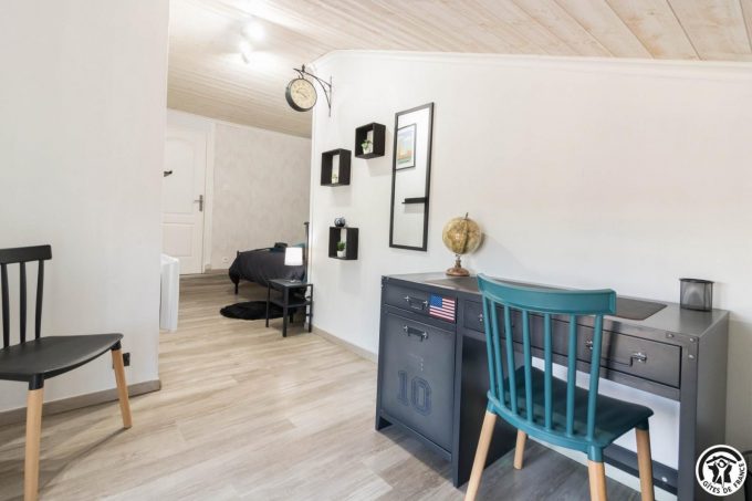 31G101745-cbb524d121cf4404859c344ce2c0fae5