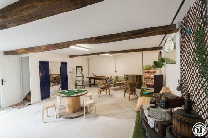 31G101753-f3eb7904df9644b18aff7b28f231e02c