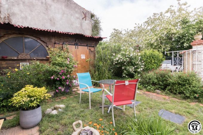 31G101755-0ea847806b1b4c9b95f8929411853b5d