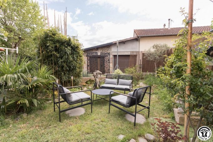 31G101755-a20038398e1d4675be9762fbb0630b37