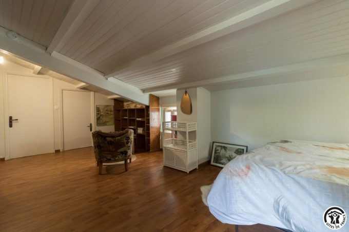 31G101755-a7e81dae85474f2ba1ffcd92c68e386d