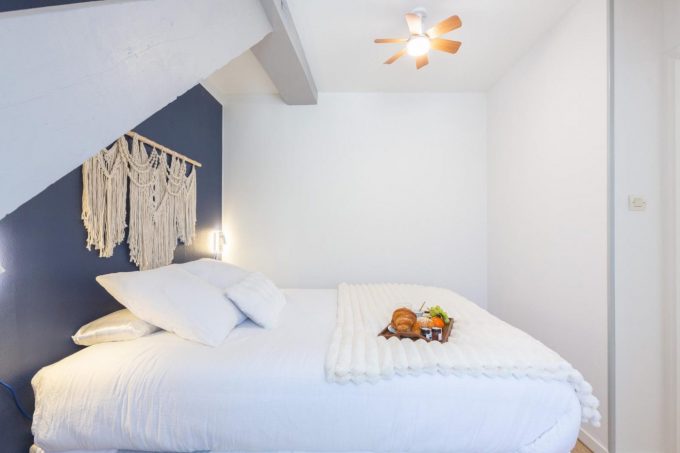 31G101756-174a68d7df34443fa4adedc7f0d9f8f8