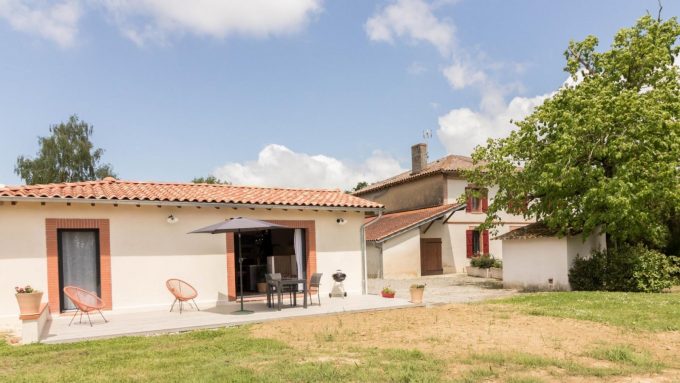 31G101757-22457c58f7a74929a26209b3aaa2ca2d