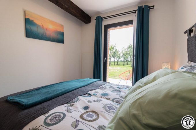 31G101757-ae7d181857b74f7183c01e690f97908f