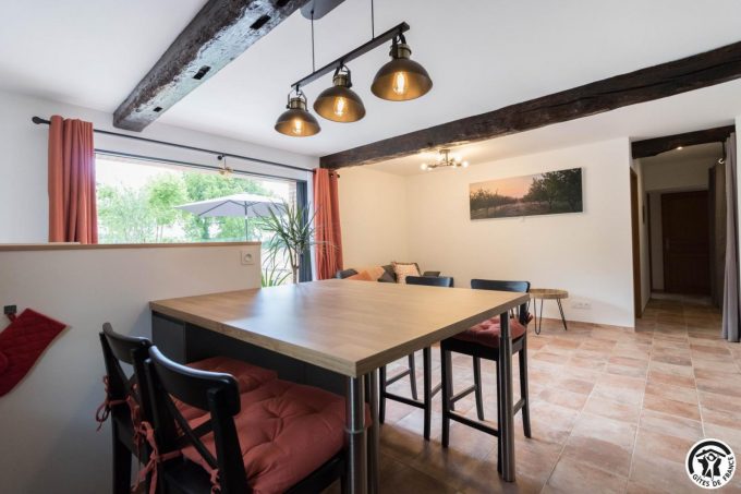 31G101757-bb00f2a1663040f3bcf759cbdb04e0d1