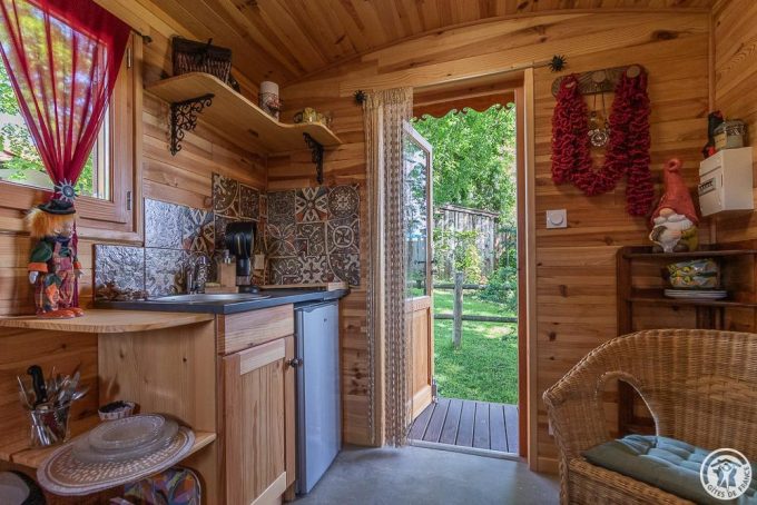 31G101765-96d576121c80437ebb8cc8f9266c8f71