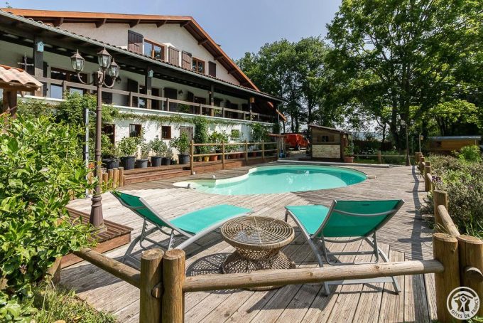 31G101765-dfde171b0d4249feb54a3d4a53fc927d