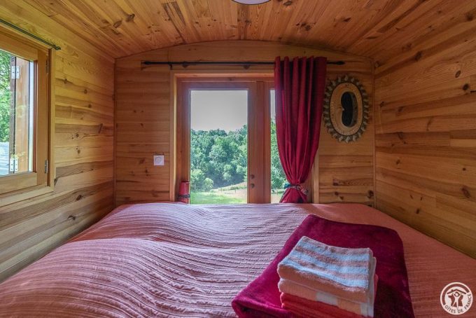 31G101765-f69c2dcc57e34c4ea49faedba35205e6