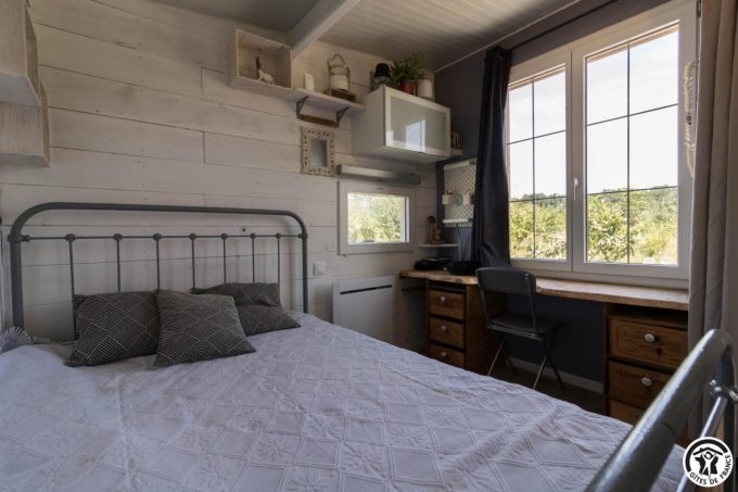 31G101769-1f8850a3185c4118b635870548a6751d