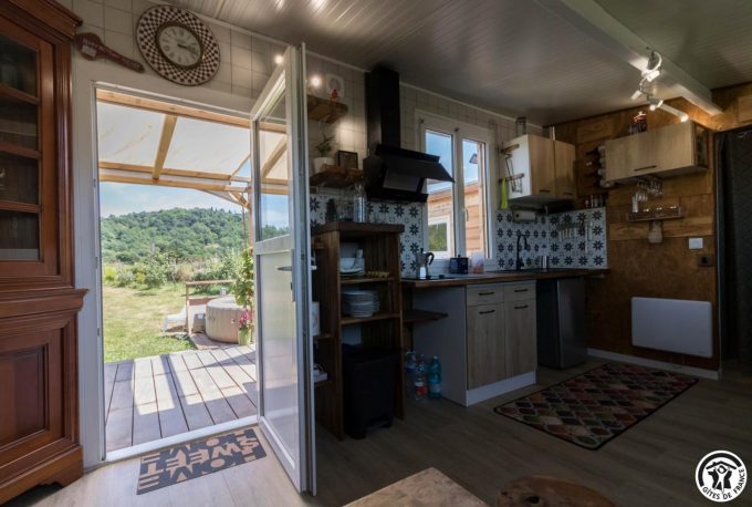 31G101769-4a483367182644bf9e16dc0ce4bf06d8