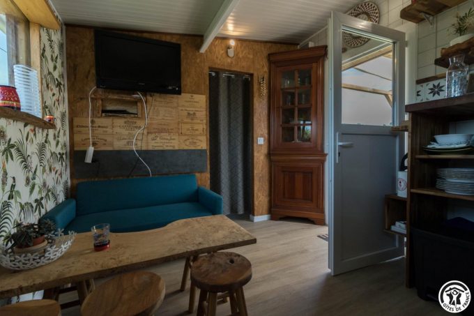 31G101769-9001b786c0b241fe9f9c39ab39c6dbc5