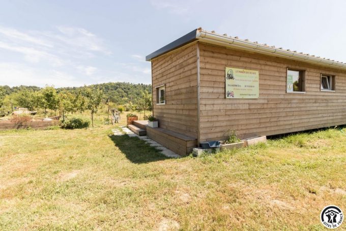 31G101769-b1891409c171466085eeafcbbe9cfdda