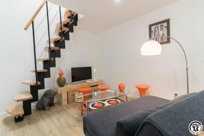 31G101770-419295f196f04f31b8d46359315a2435