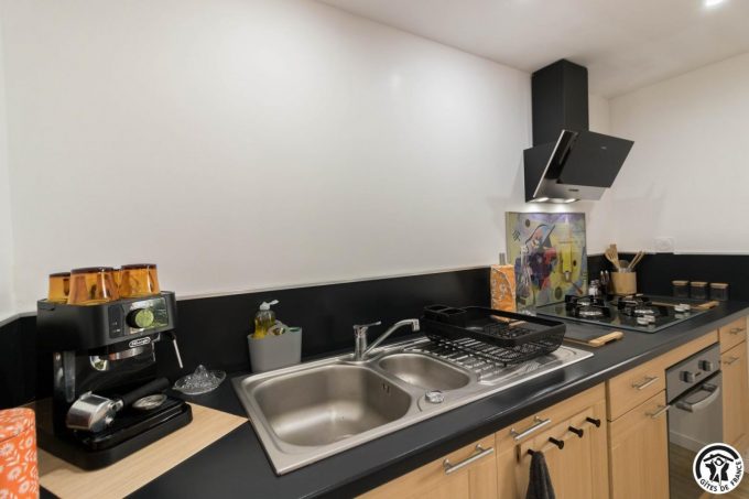 31G101770-ca64416acdc24177ad38e0d5cdc79f9d