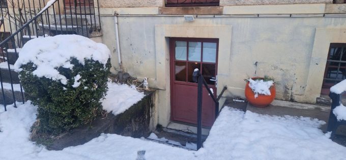 31G101775-bb83f181e32a48fd865767f5ba455061