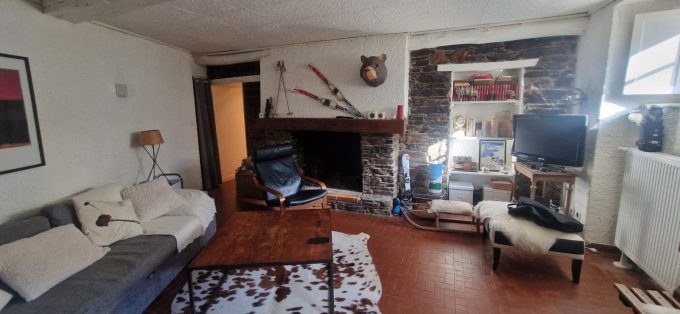 31G101775-bf17fdaa48e549b38da3bb51a25583ad