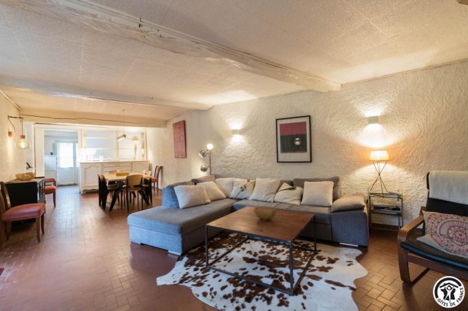 31G101775-cf64657e6f794b9c845ffe9ba9bbf23f