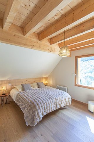 31G101777-13f08f52bd2641e38e35464a1eb35ffc