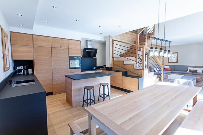 31G101777-1d28e6c018704f69a9b4bfdbcbe52efc