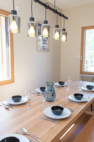 31G101777-98a198cf1e134650931df45710527d4f