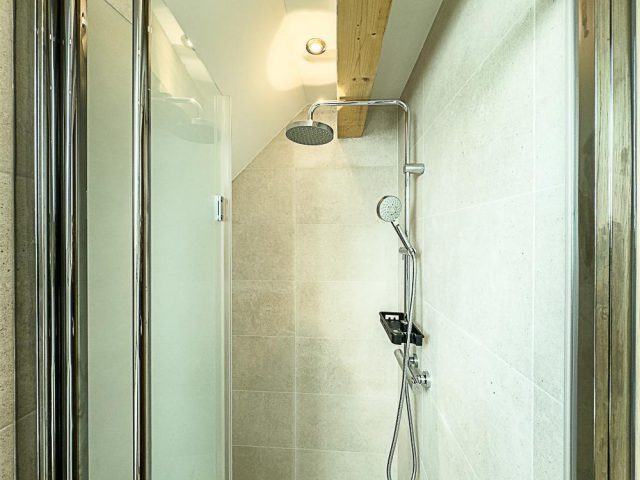 31G101777-aa8049b33aab4d33bfbfba39c651e6b3