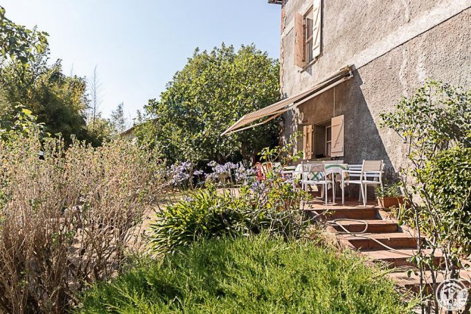 31G101778-82aef89664804b73aa121cb0e383fae1