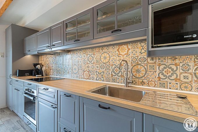 31G101779-0a3e5a7dcdc042eda742887f54f45a61