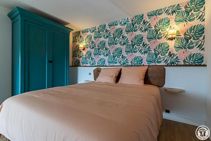 31G101779-6f2da156f5c04deeadf1238f42ba4aa7