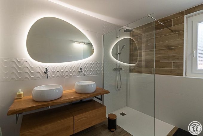 31G101779-7a70efc988574964a823bd49a2124ac4