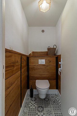 31G101779-a957205743c044e382ac6208e7ec746d