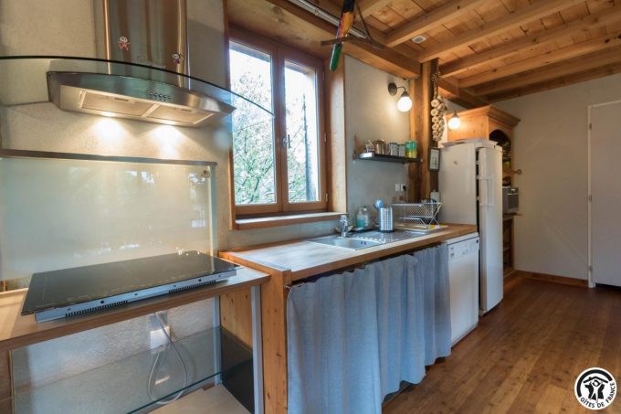 31G101780-638730e4f32a40d7a3f98b77d95f7d48