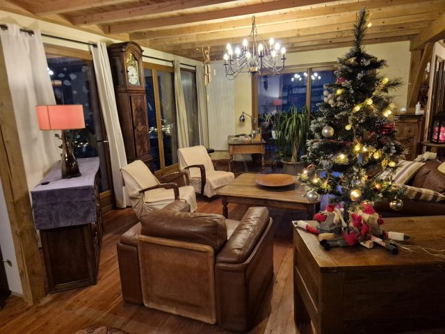 31G101780-e5f46e57b99f4afe92b6bf31a2121877