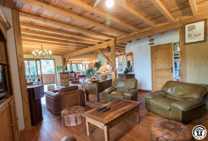 31G101780-fae0c144c92b41c5a7da358561c05ea0