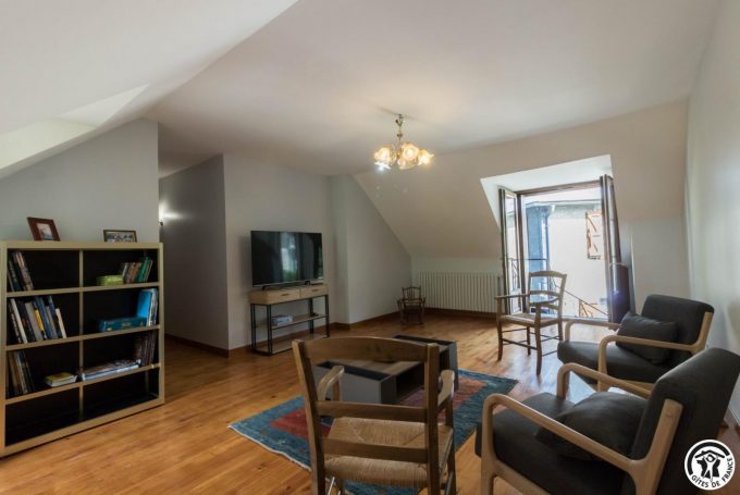 31G101783-2b17149305954df58b96cc4301b893a2