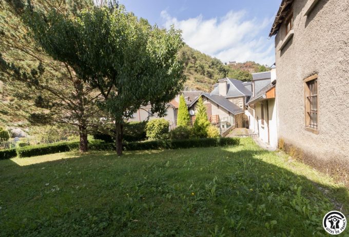 31G101783-314dfbf2728a46adbbced000bc734a90